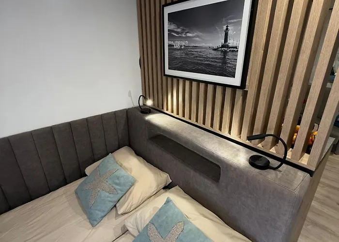 Blue House * 扎达尔